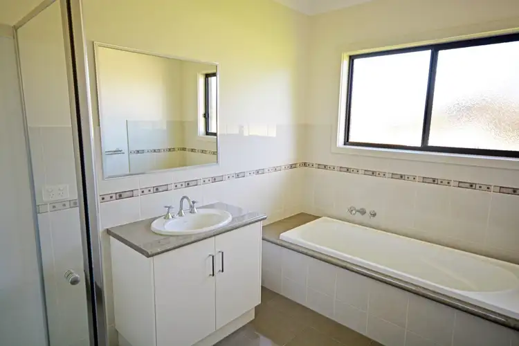 Sixth view of Homely house listing, 7 Seacliff Place, Portland VIC 3305