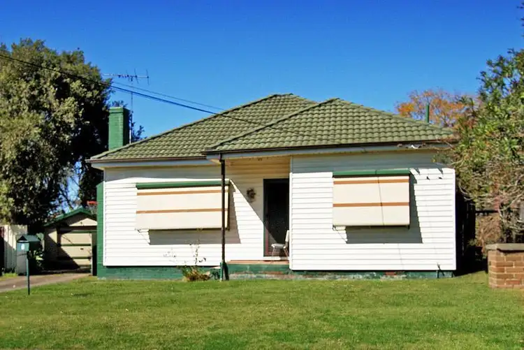 7 Glenview Avenue, Revesby NSW 2212