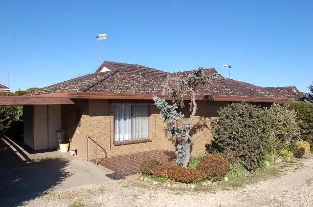 Main view of Homely unit listing, 2/21 Hare Street, Echuca VIC 3564