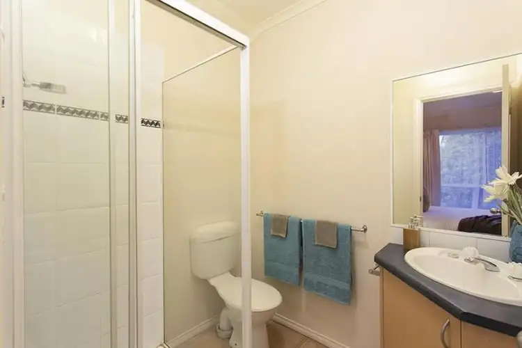 Fifth view of Homely unit listing, 1/37 Royal Road, Bonbeach VIC 3196