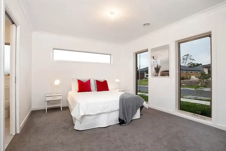 Fourth view of Homely house listing, 2 Woodland Mews, Langwarrin VIC 3910