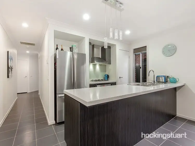 Fourth view of Homely house listing, 18 Sunningdale Drive, Hillside VIC 3037