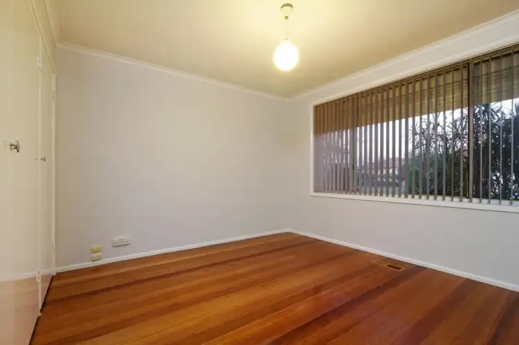 Sixth view of Homely house listing, 2 Wirilda Close, Thomastown VIC 3074