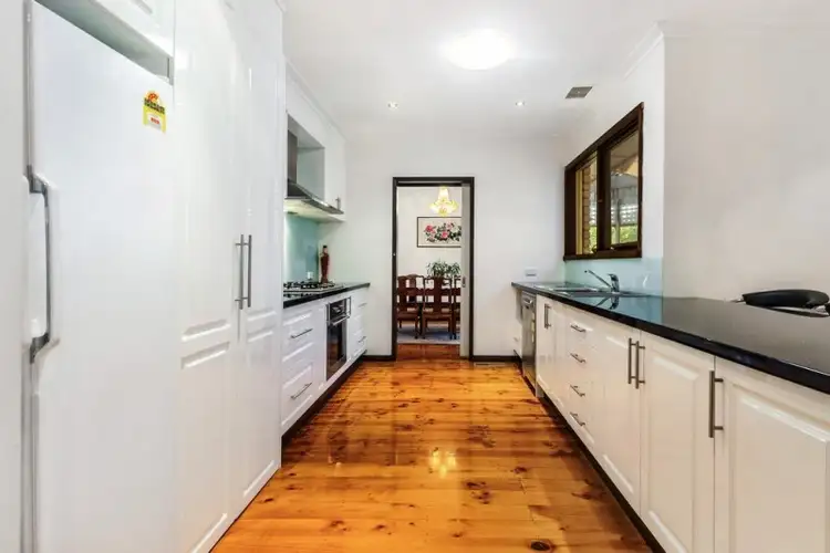 Fifth view of Homely house listing, 5 Roycliff Court, Box Hill North VIC 3129