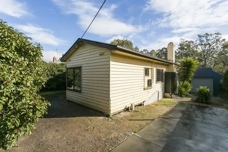 330 High Street, Kangaroo Flat VIC 3555