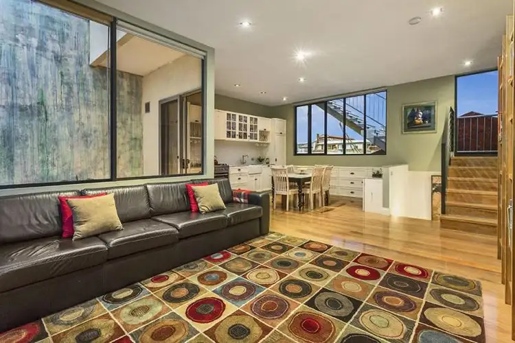 4 Raglan Street, North Melbourne VIC 3051
