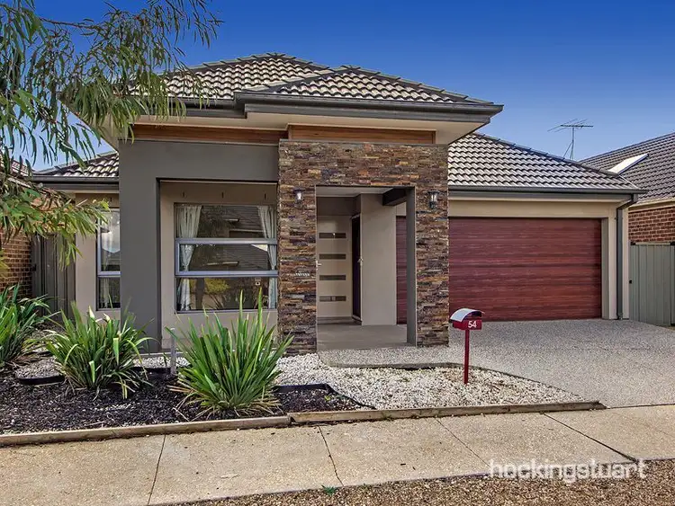 54 Rutherglen Way, Caroline Springs VIC 3023