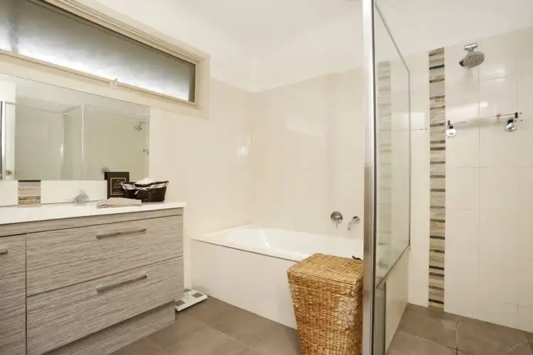Sixth view of Homely house listing, 2 Castlewood Drive, Boronia VIC 3155