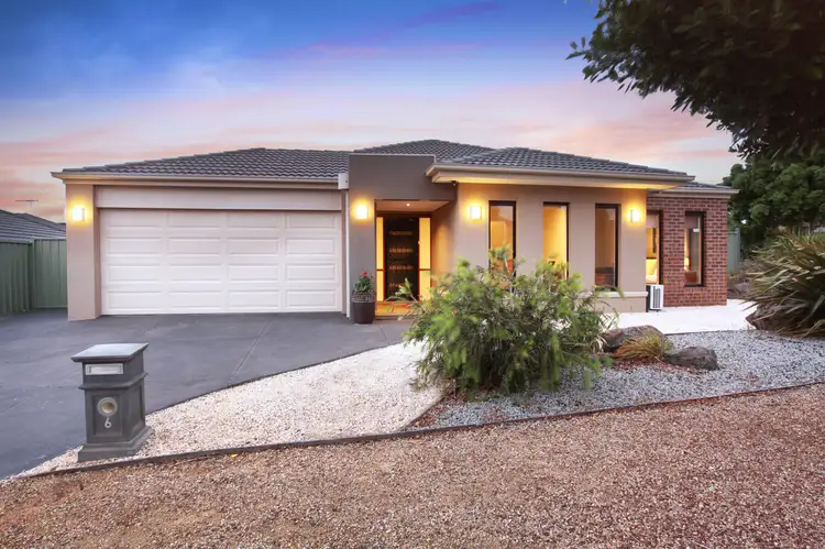6 Asthima Way, Caroline Springs VIC 3023