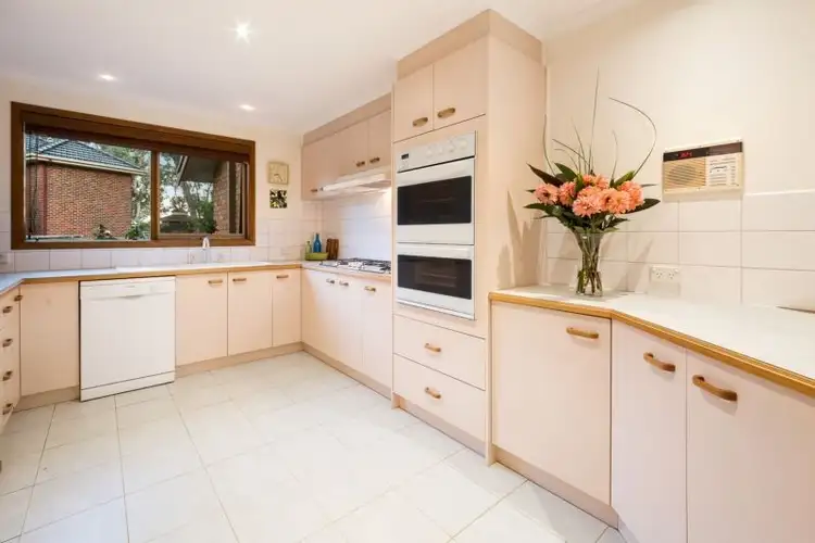 Fifth view of Homely house listing, 6 Freda Court, Eltham North VIC 3095