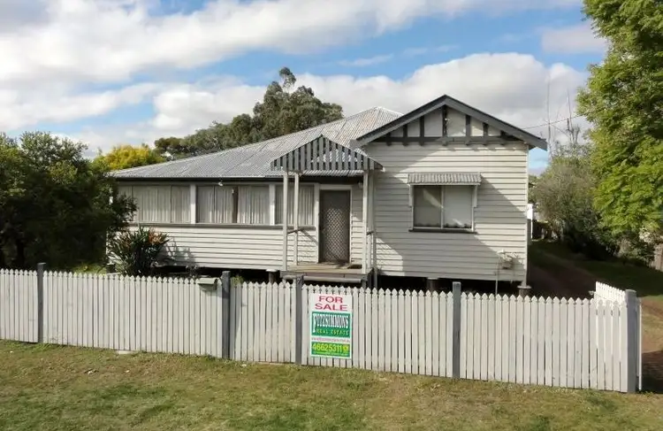 7 Geisel Street, Dalby QLD 4405