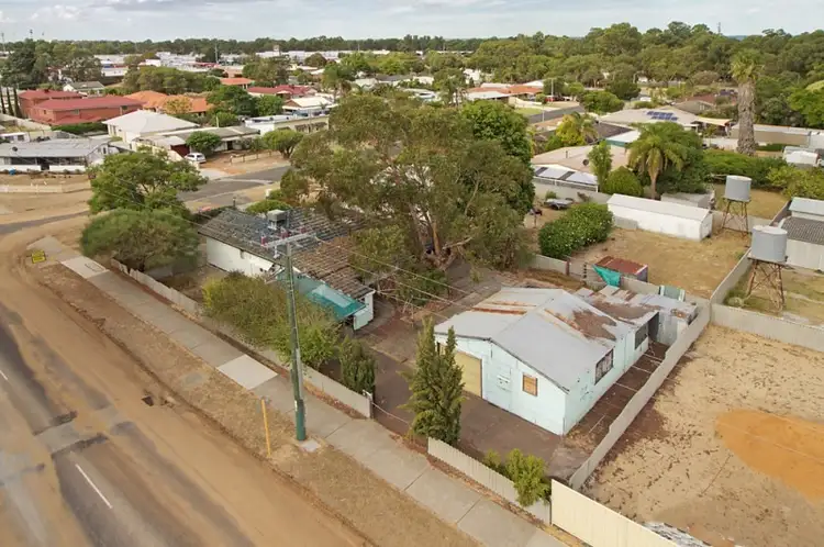 1 Second Ave, Mandurah WA 6210