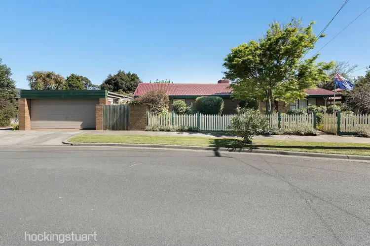 Second view of Homely house listing, 10 Barclay Avenue, Frankston VIC 3199