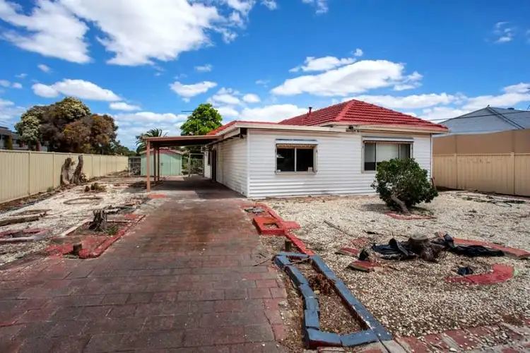 Fourth view of Homely house listing, 3 Winifred Street, St Albans VIC 3021