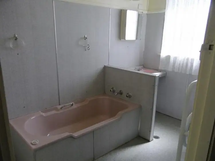 Fifth view of Homely house listing, 213 Lang St, Glen Innes NSW 2370