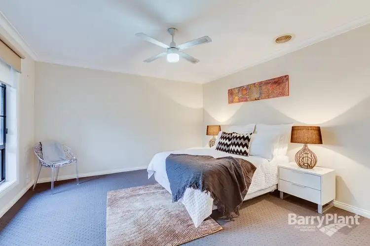 Second view of Homely house listing, 3 Oakwood Court, Hillside VIC 3037