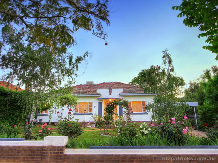 30 Athol Street, Turvey Park NSW 2650