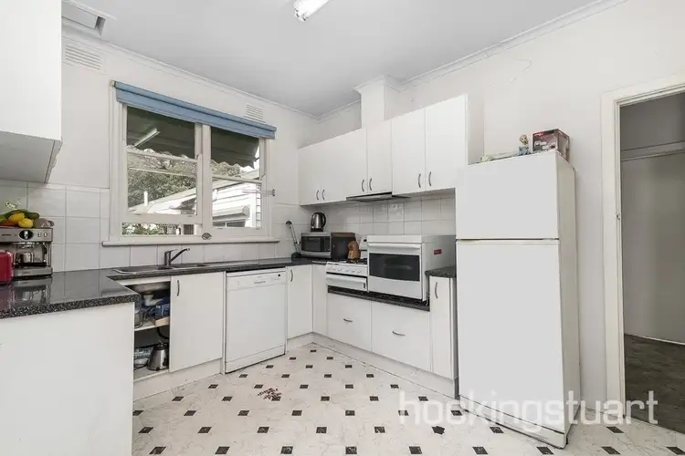 Fourth view of Homely house listing, 2 Fitzroy Grove, Chadstone VIC 3148