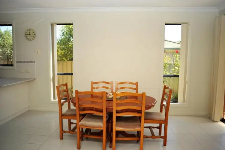 Third view of Homely house listing, 2/4 Samantha Place, Wangaratta VIC 3677