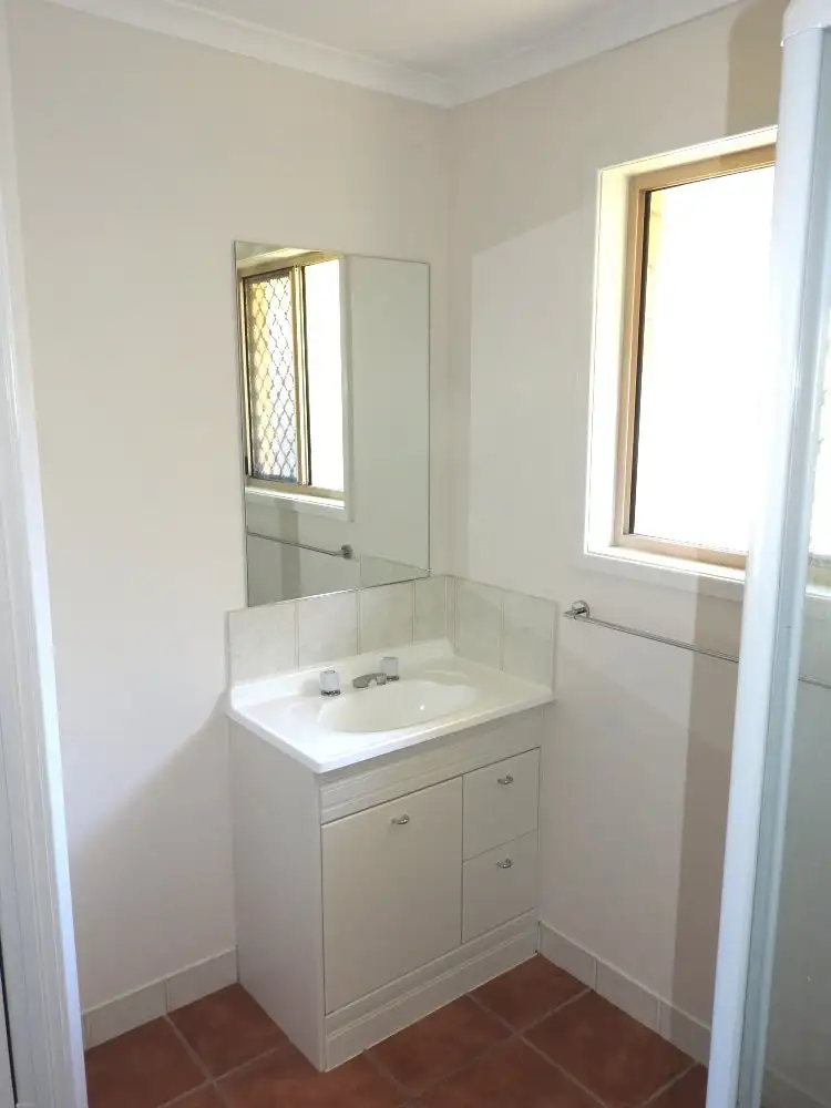 Seventh view of Homely house listing, 2 Jupiter Street, Wulkuraka QLD 4305