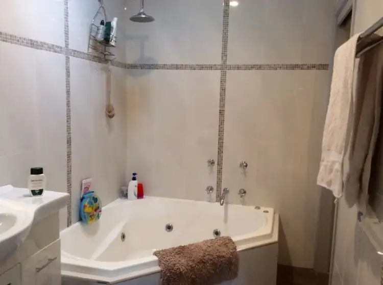 Seventh view of Homely house listing, 2 Yarramundi Street, Raymond Terrace NSW 2324