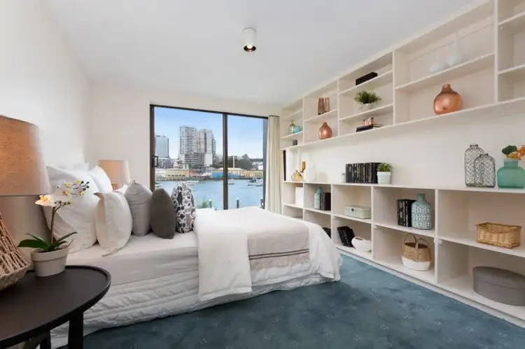 Third view of Homely apartment listing, 4/33 East Crescent St, Mcmahons Point NSW 2060