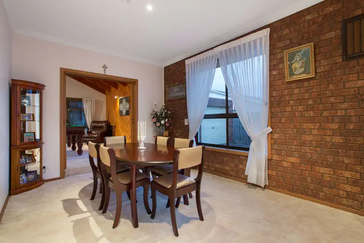 Fifth view of Homely house listing, 8 Kamo Court, Taylors Lakes VIC 3038