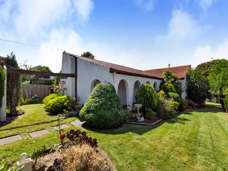 3 Clyden Court, Burwood East VIC 3151
