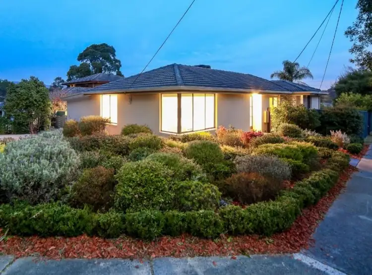 2 Mareeba Crescent, Bayswater VIC 3153