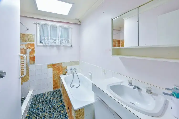 Fourth view of Homely house listing, 8 Lyte Place, Prospect NSW 2148