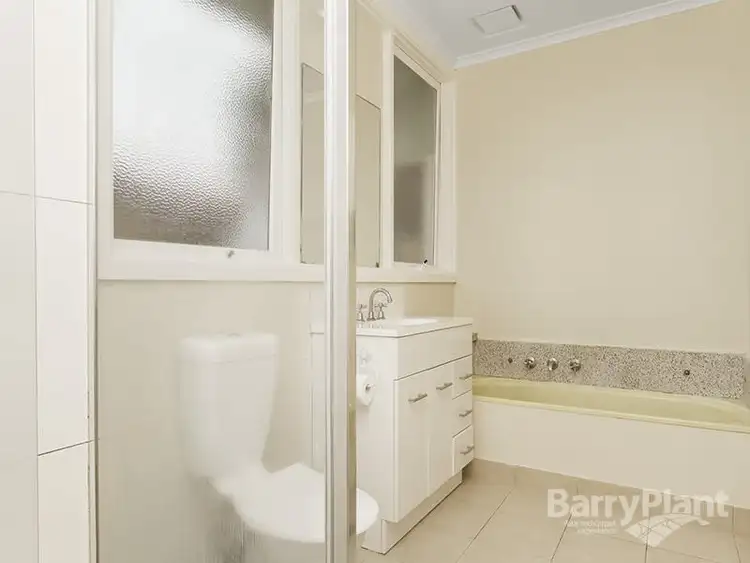 Sixth view of Homely house listing, 14 Toolang Court, Mount Waverley VIC 3149