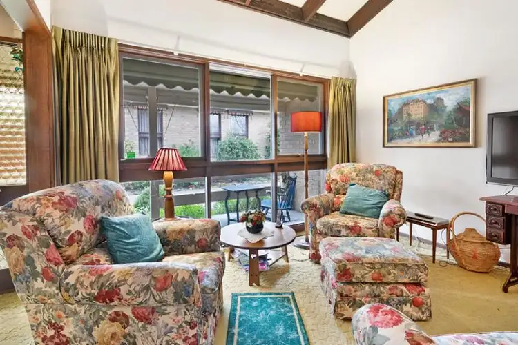 Second view of Homely unit listing, 6/2 Erne Street, Balwyn VIC 3103