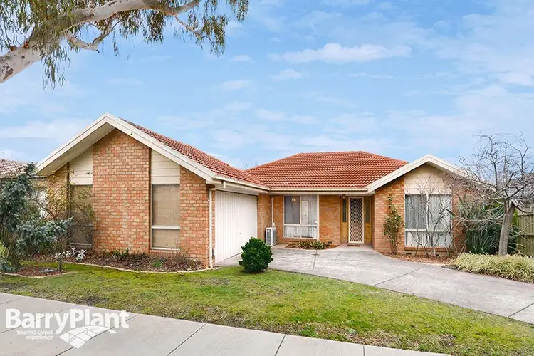 31 Woodside Dve, Rowville VIC 3178