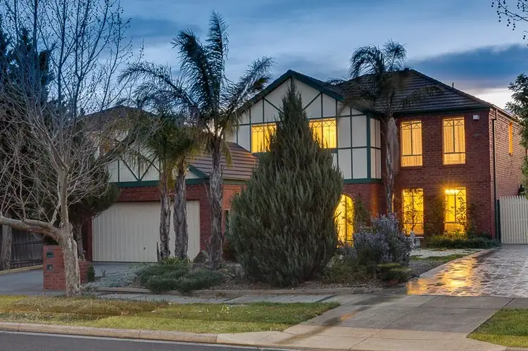 83 Royal Crescent, Hillside VIC 3037