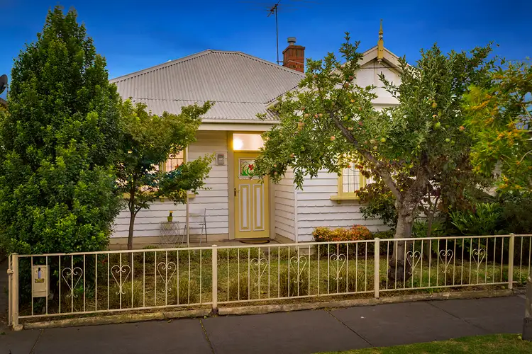 65 Empress Avenue, Kingsville VIC 3012