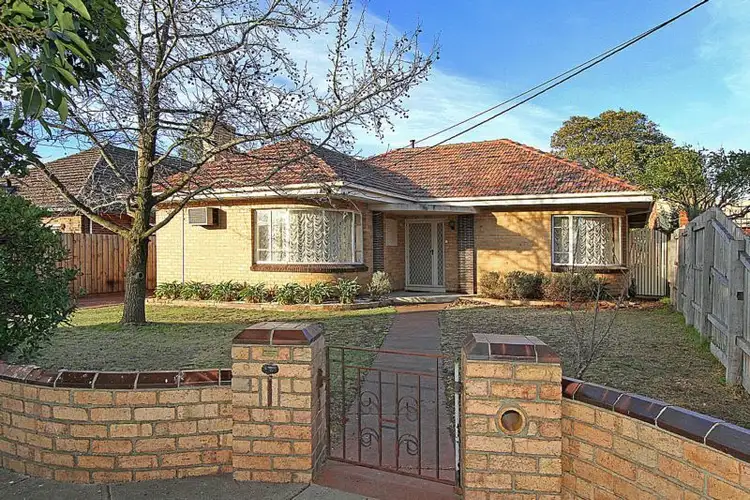 28 Mendip Road, Reservoir VIC 3073