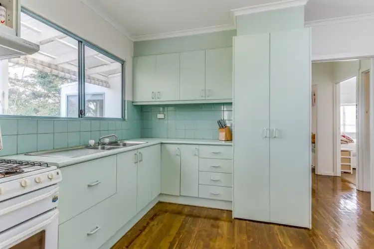 Fourth view of Homely house listing, 5 Yarrinup Avenue, Chadstone VIC 3148