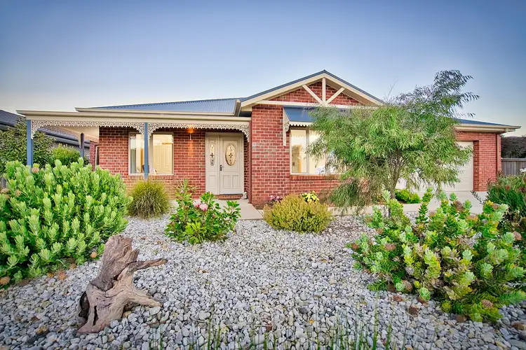 16 Whistler Close, Brown Hill VIC 3350