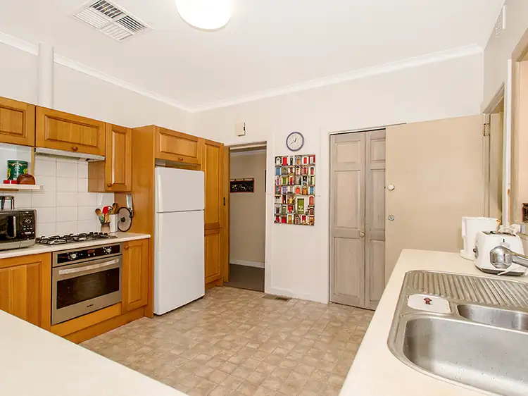 Fourth view of Homely house listing, 39 Larch Street, Blackburn VIC 3130