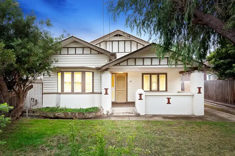 10 Royal Parade, Pascoe Vale South VIC 3044