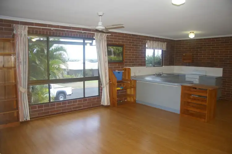 Fifth view of Homely house listing, 7 Linden Crescent, Qunaba QLD 4670
