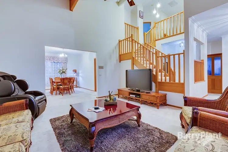 Second view of Homely house listing, 7 Liddicoat Court, Taylors Lakes VIC 3038