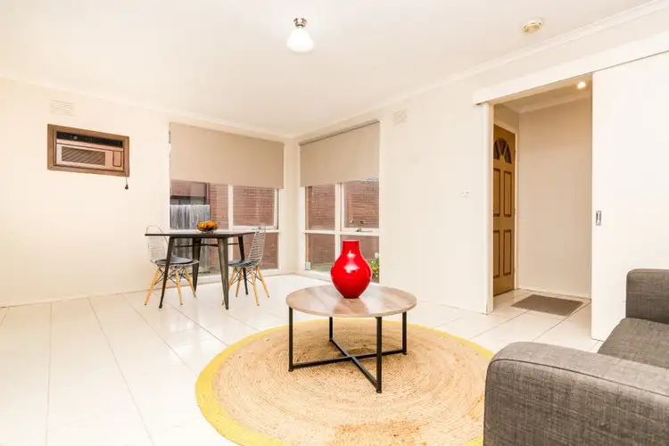 Second view of Homely house listing, 4 Chateau Court, Thomastown VIC 3074