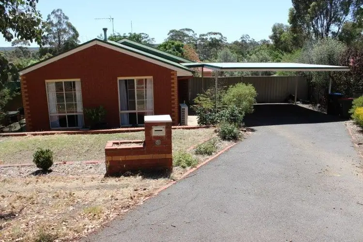 18 Bath Lane, Kangaroo Flat VIC 3555