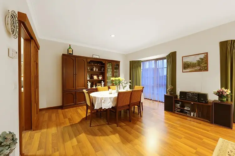 Third view of Homely house listing, 5 Bridle Court, Endeavour Hills VIC 3802