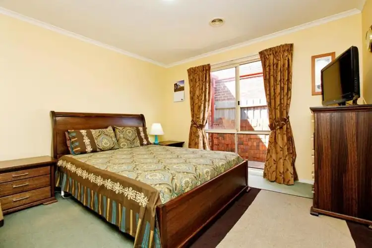 Seventh view of Homely house listing, 4 Chardonnay Place, Hoppers Crossing VIC 3029