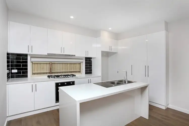 Fifth view of Homely unit listing, 2/9 Fox Street, St Albans VIC 3021