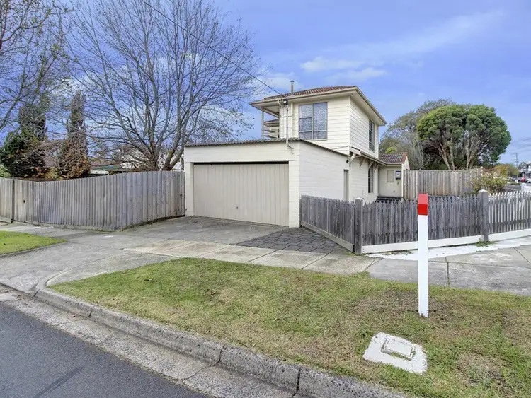 33 Heatherhill Road, Frankston VIC 3199