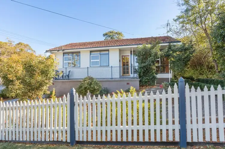 19 Cambridge Street, Valley Heights NSW 2777