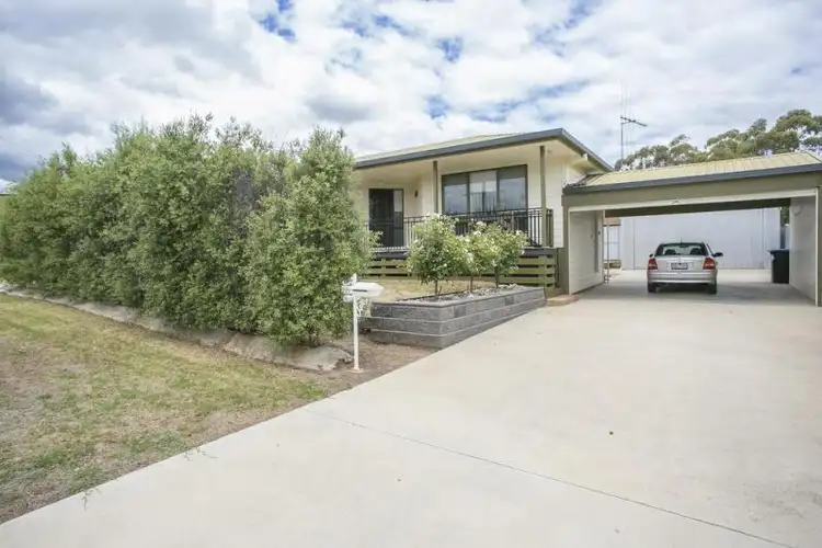9 Buckie Street, California Gully VIC 3556